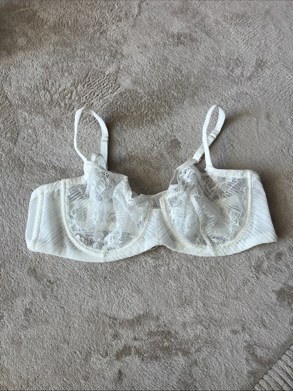 la perla lacy underwire bra
